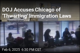 Feds Sue Chicago in &#39;Sanctuary City&#39; Fight