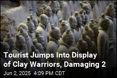 Two Clay Warriors Suffer Attack by Chinese Tourist