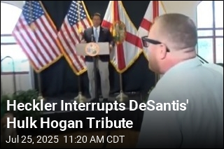 Heckler Interrupts DeSantis&#39; Hulk Hogan Tribute