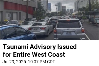 Hawaiians Urged to Get to Higher Ground