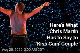 Chris Martin on &#39;Kiss Cam&#39; Couple: It&#39;s Actually Not a Kiss Cam