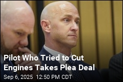 Pilot Who Tried to Cut Engines Takes Plea Deal