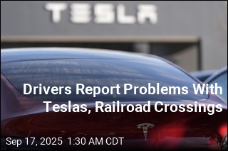 Drivers Say Self-Driving Teslas Struggle at Railroad Crossings