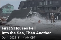 In One Day, 6 NC Homes Collapse Into Sea