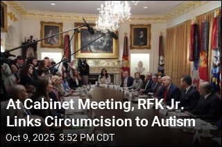 Trump Talks Gaza, Vaccines at 8th Cabinet Meeting