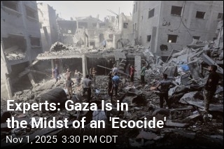 Gaza&#39;s War Leaves Mountains of Rubble, Toxic Waste