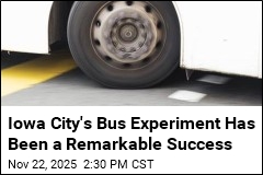 Iowa City&#39;s Bus Experiment Has Been a Rousing Success