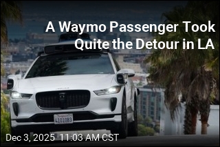 Waymo Robotaxi Rolls Into LAPD Felony Arrest in LA