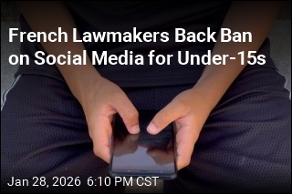French Lawmakers Back Ban on Social Media for Under-15s