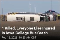 1 Killed, Everyone Else Injured in Iowa College Bus Crash