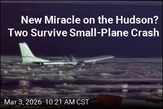 Two Survive Small-Plane Crash in Hudson River